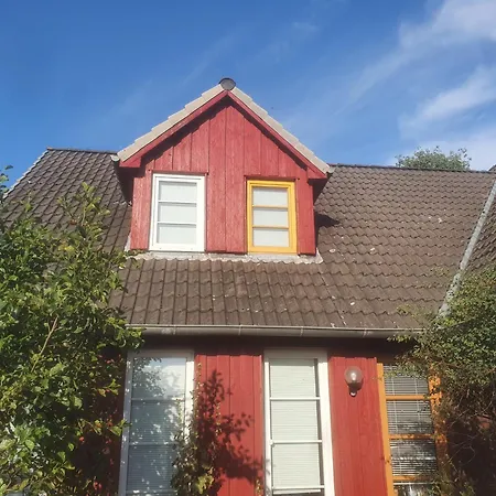 Grosses Haus Bei *